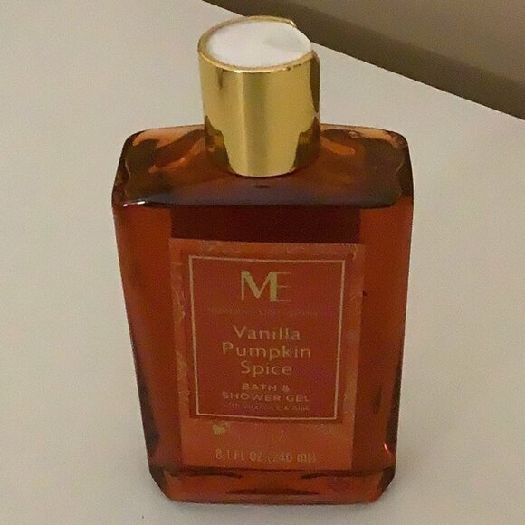 Modern Expressions Vanilla Pumpkin Spice & Cinnamon Apple Crisp Bath & Shower - Picture 4 of 5